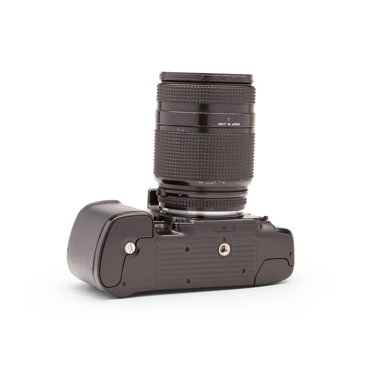 Nikon F801 35mm SLR Camera w/ 35-70mm f2.8 AF-D