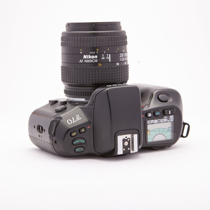 Nikon F70 Beginner 35mm SLR Camera Kit