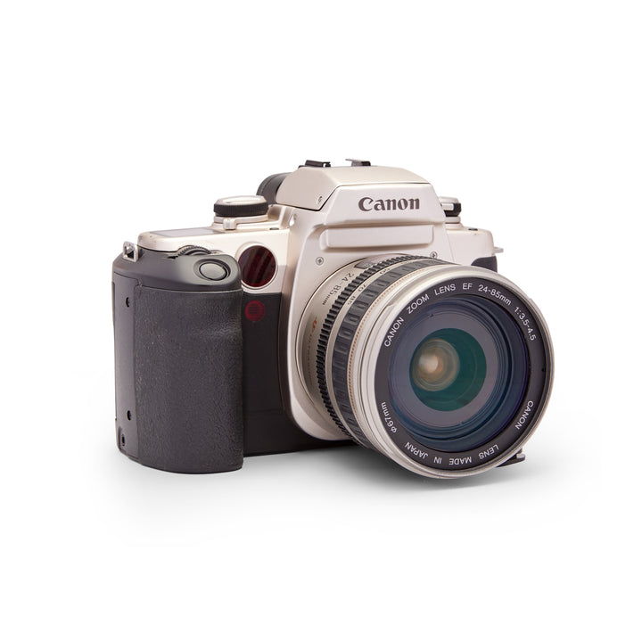 Canon EOS 55 35mm SLR Camera Kit