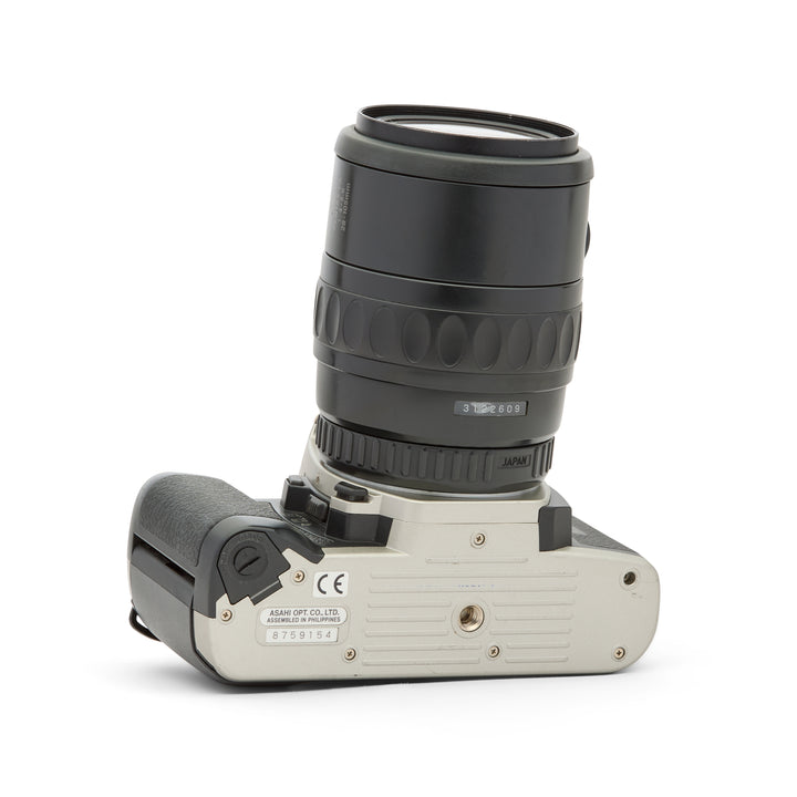 Pentax MZ-5n 35mm SLR Camera Kit